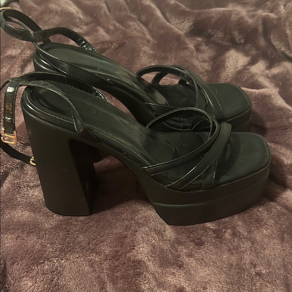 SHEIN Black Strappy Platform Heels